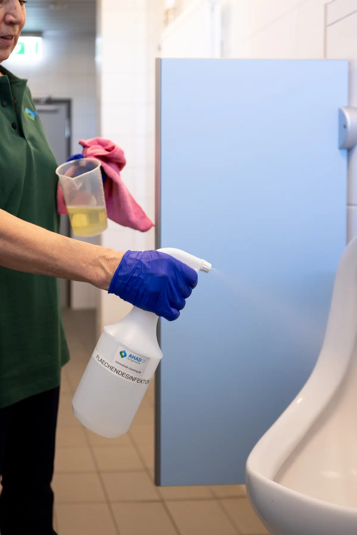 Medizintechnik & Reinraum — Ausführung durch AHAD Cleaning